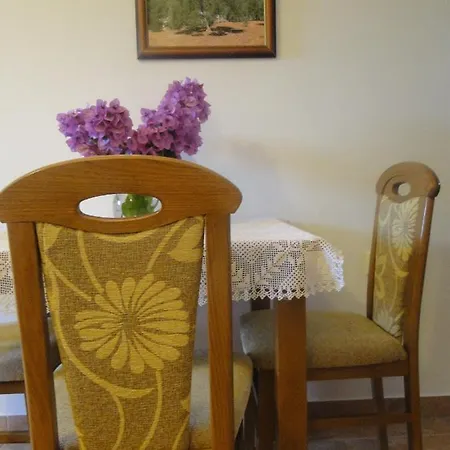 Apartment Agava Vrboska